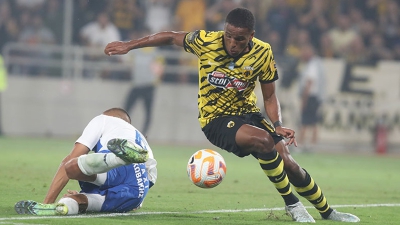 Ελίασον: «Ιστορικό ματς σε ένα φανταστικό γήπεδο»