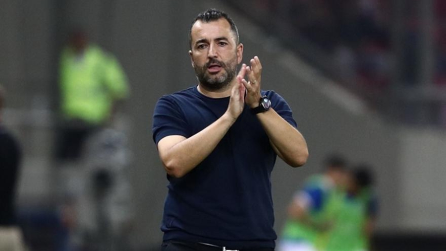 Μαρτίνεθ: «Το βασικό είναι να βλέπουμε την ομάδα να εξελίσσεται»