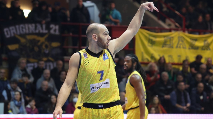 Με τρίποντο Μουράτου για ταμείο στο pamestoixima.gr