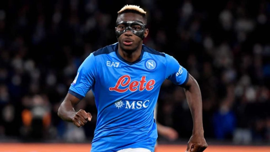 Παρί Σεν Ζερμέν: Δίνει 100 εκατομμύρια ευρώ και δύο παίκτες για τον Όσιμεν!