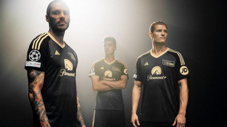 Η Ουνιόν παρουσίασε φανέλα… Champions League για την κορυφαία διασυλλογική διοργάνωση!