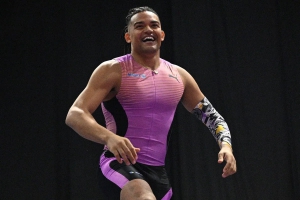 Fly Manolo στο Fly Athens: Ο Καραλής σημείο αναφοράς στο meeting της Παιανίας - Υψηλές πτήσεις, 5.90μ. και πρωτιά!