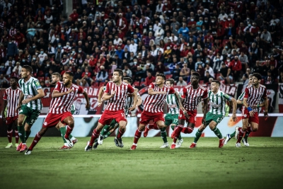 Ολυμπιακός – Παναθηναϊκός: Με Αβραάμ βασικό οι «ερυθρόλευκοι» και έκπληξη με Κουρμπέλη το «τριφύλλι»!