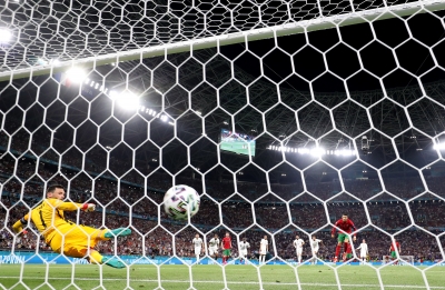 Πορτογαλία – Γαλλία 1-0: Άνοιξε το σκορ με πέναλτι ο Ρονάλντο! (video)