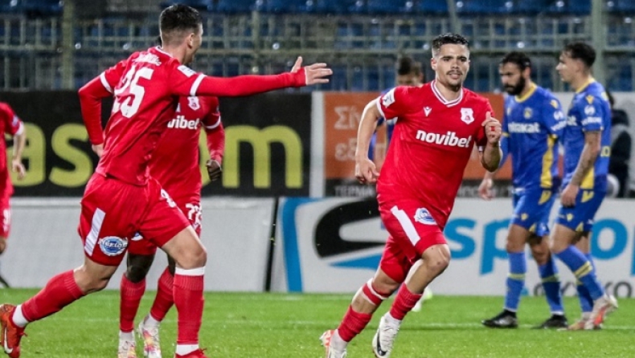 Αστέρας Τρίπολης - Πανσερραϊκός 0-2: Τα «λιοντάρια» έδειξαν τα δόντια τους και... βλέπουν προημιτελικά