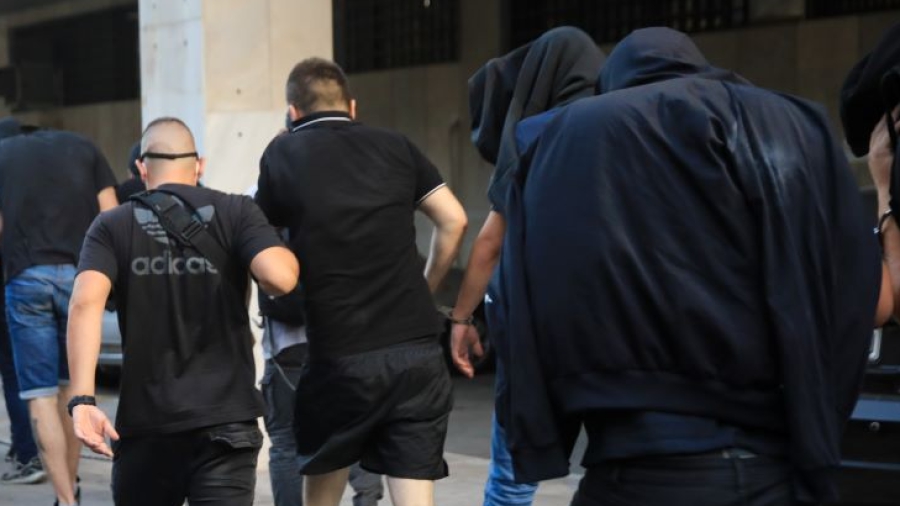 Δολοφονία Κατσούρη: Ελεύθεροι και οι 105 κατηγορούμενοι