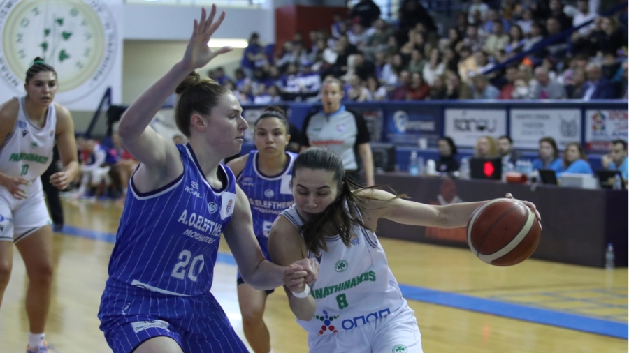 Οι διαιτητές του τελικού του Final-4 του Κυπέλλου Γυναικών δεν είχαν ιδέα από instant replay!