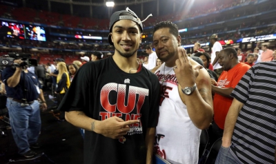 Πέιτον Σίβα: Ο φύλακας άγγελος που έσωσε τον πατέρα του από την αυτοκτονία (video)