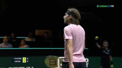 ATP Ρότερνταμ: Ο Τσιτσιπάς έστειλε το μπαλάκι στην οροφή του γηπέδου! (video)