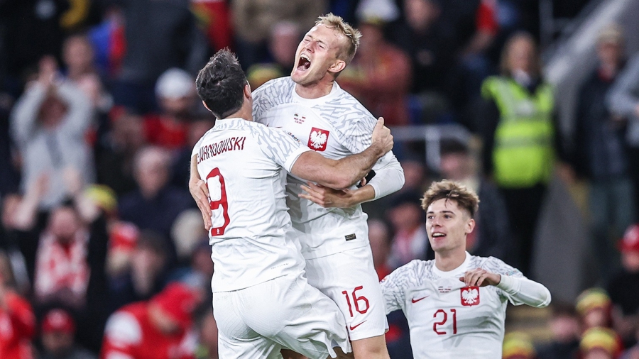 Κάρολ Σφιντέρσκι: Το πολωνικό «κανόνι» που κάνει τους αριθμούς του Λέβα να φαντάζουν… λίγοι!