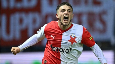 Το συγκινητικό αποχαιρετιστήριο βίντεο της Σλάβια Πράγας στον Ζαφείρη! (vid)