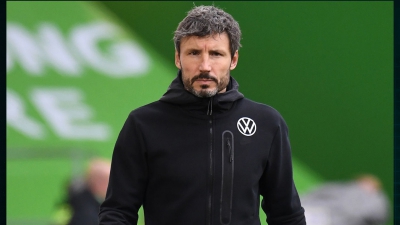 «Παρελθόν» ο φαν Μπόμελ από τη Βόλφσμπουργκ, τρεις μήνες μετά την πρόσληψή του!