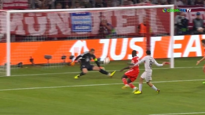 Μπάγερν Μονάχου - Μπαρτσελόνα 0-0: Υψώνει «τείχος» ο Νόιερ σε Πέδρι και Λεβαντόφσκι! (video)