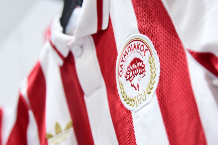 «Καλοφόρετη!»: Ξανά sold out σε χρόνο - ρεκόρ η τρίτη παρτίδα της επετειακής φανέλας!