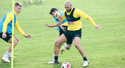 ΑΕΚ: Θλάση στον δεξιό δικέφαλο ο Μάνταλος, ατομικό για Στάνκοβιτς