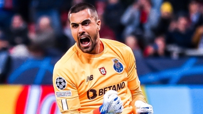 Ανίκητος ο Ντιόγο Κόστα από το σημείο του πέναλτι: Έπιασε και τα δύο που εκτέλεσε η Μπριζ! (video)