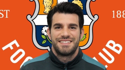 Ένας Κύπριος στη Λούτον: Ο Στέφανος Λοϊζίδης ξεκίνησε από τη Λευκωσία και έφτασε στην… Premier League, σε 5 χρόνια!