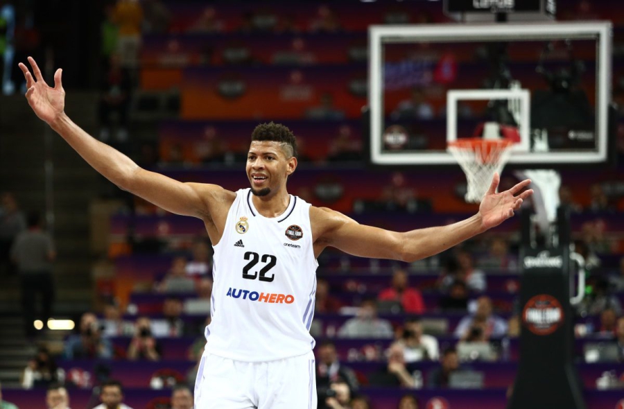 Λοίμωξη στο αναπνευστικό ο Ταβάρες, χάνει το ντέρμπι με την Μπαρτσελόνα