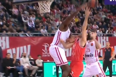 Φαλ από τα παλιά - «Κατέβασε τον γενικό» στον Μίτσιτς!