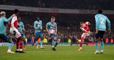 Ένα δοκάρι μακριά από το έπος: Η Άρσεναλ έκανε σε 120 δευτερόλεπτα ό,τι δεν μπορούσε σε… 90 λεπτά! (video)