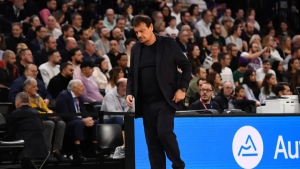 Αταμάν: «Κάποιοι πάικτες έπαιξαν με ντροπιαστικό τρόπο και δεν μπορούν να παίζουν σε αυτό το επίπεδο!»