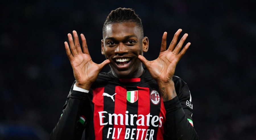 Κοντά σε συμφωνία με τη Μίλαν ο Λεάο - Ανανεώνει με 5 εκατ. ευρώ το χρόνο