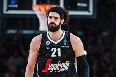 Βίρτους Μπολόνια: «Ο Σενγκέλια θα είναι στην ομάδα την σεζόν 2023/24, η πώλησή του δεν έχει συζητηθεί ποτέ»