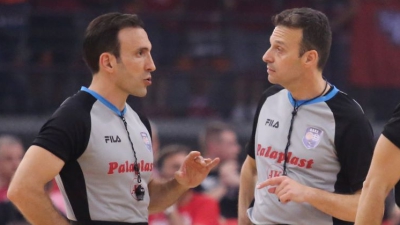 Ανακοινώθηκαν οι διαιτητές στο ντέρμπι Ολυμπιακού-Παναθηναϊκού στο ΣΕΦ