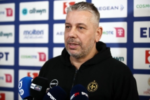 Παπαθεοδώρου:  «Η ομάδα έχει μέταλλο, έχει χαρακτήρα και ενότητα, που είναι πολύ σημαντικά!»