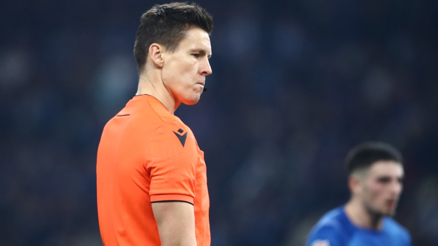 Ο Γερμανός elite, Ντάνιελ Ζίμπερτ στο Ολυμπιακός - Άρης