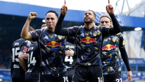 Τα «χρειάστηκε» η Λιντς, εύκολη πρόκριση για τις υπόλοιπες της Premier League