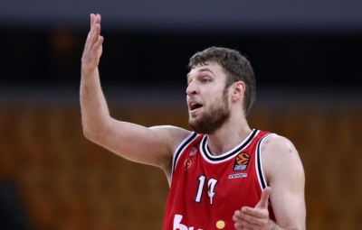 Βεζένκοφ: «Φορμαρισμένη η Μακάμπι Τελ Αβίβ»