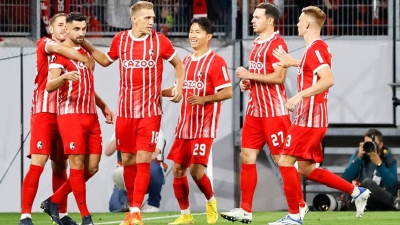 Bundesliga: Πολύτιμη ισοπαλία για την Φράιμπουργκ που παραμένει στην κορυφή - Πήρε το ντέρμπι του Ρήνου με εμφατικό τρόπο η Γκλάντμπαχ (video)