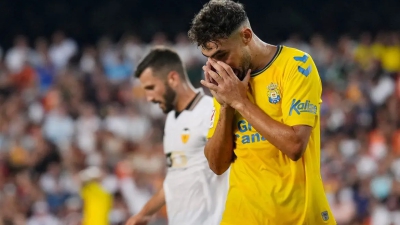 Λας Πάλμας: 15 παίκτες έχασαν την πτήση για Σεβίλλη επειδή... έπιναν καφέ! (video)