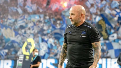 Σαμπαόλι: «Πρέπει να βεβαιωθούμε ότι ο Μέσι θα μείνει μακριά από την εστία μας»