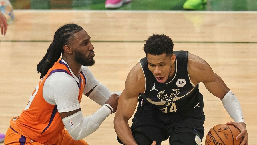 Σημαντική κίνηση για τους Μπακς: Συμπαίκτης του Giannis ο Κράουντερ!