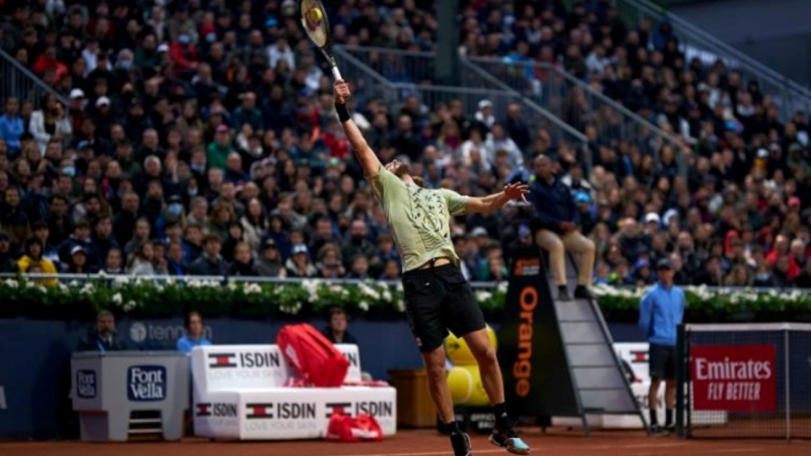 Τσιτσιπάς: «Δύσκολος αντίπαλος ο Ντιμιτρόφ, να είμαι φρέσκος αύριο»