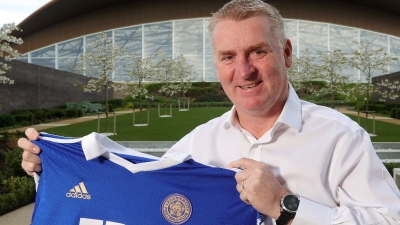 Ο Ντιν Σμιθ νέος προπονητής της Λέστερ