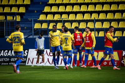 Κύπελλο Ελλάδας Betsson: «Τετράστερος» Παναιτωλικός, παρθενικό τρίποντο επί της Ελλάς Σύρου!