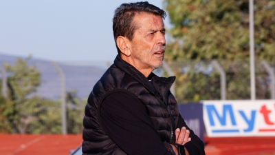 Παναιτωλικός: «Τελειώνει» ο Πετράκης, πρώτος υποψήφιος ο Μαλεζάς