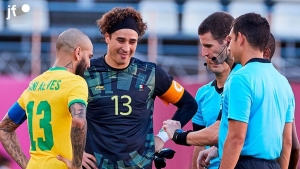 Ντάνι Άλβες – Γκιγιέρμο Οτσόα: Ο «τελευταίος χορός», επτά χρόνια μετά, με το ίδιο αποτέλεσμα!