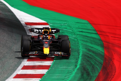 Formula 1: «Βόλτα» στην Αυστρία για τον Φερστάπεν – Εκπληκτική αντεπίθεση του Πέρεζ και… μάχη ως το φινάλε Χάμιλτον – Σουμάχερ
