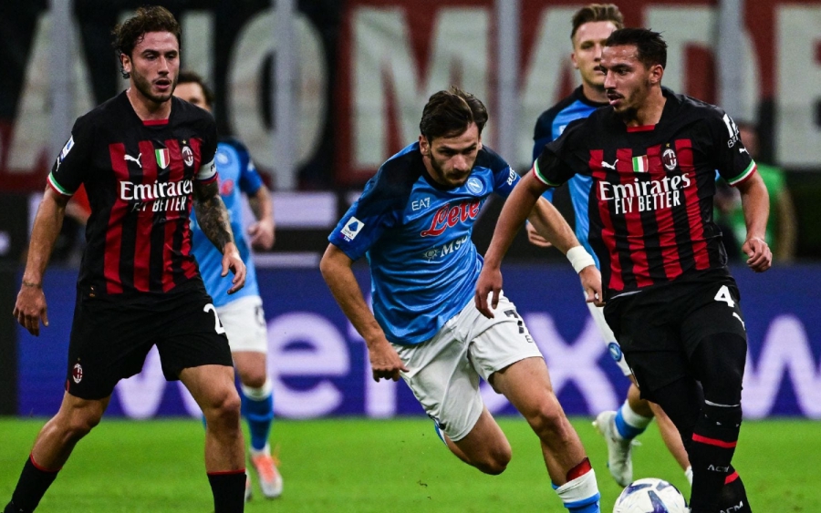 Η Μίλαν την… έδρα της, η Νάπολι την υπέρβαση χωρίς Οσιμέν με τριπλασιασμό στη Novibet