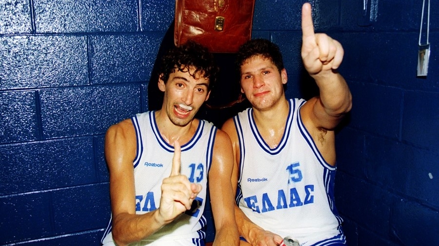 Μουντομπάσκετ 1994: Η «ανταρσία» του Φασούλα, ο κατά λάθος αντίπαλος και η εξιλέωση προς τους ομογενείς! (video)