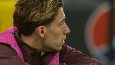 «Απαρηγόρητος» ο Τσιμίκας μετά τη λήξη του τελικού! (video)