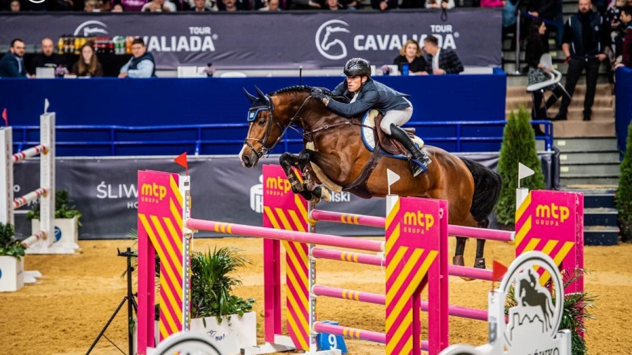 Ιππασία: Ο Άγγελος Τουλούπης στον μεγάλο τελικό του Σαββάτου!