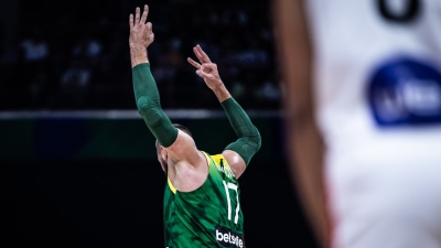 Προσποιήσεις... όνειρο από τον Βαλαντσιούνας - Το κάνει λες και είναι γκαρντ! (video)