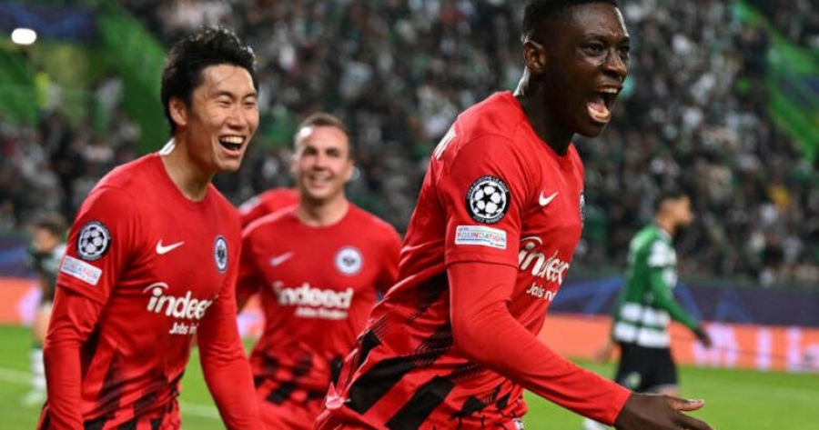 Άιντραχτ Φρανκφούρτης – Νάπολι: Με όλα τους τα «όπλα» παρατάσσονται οι δύο ομάδες