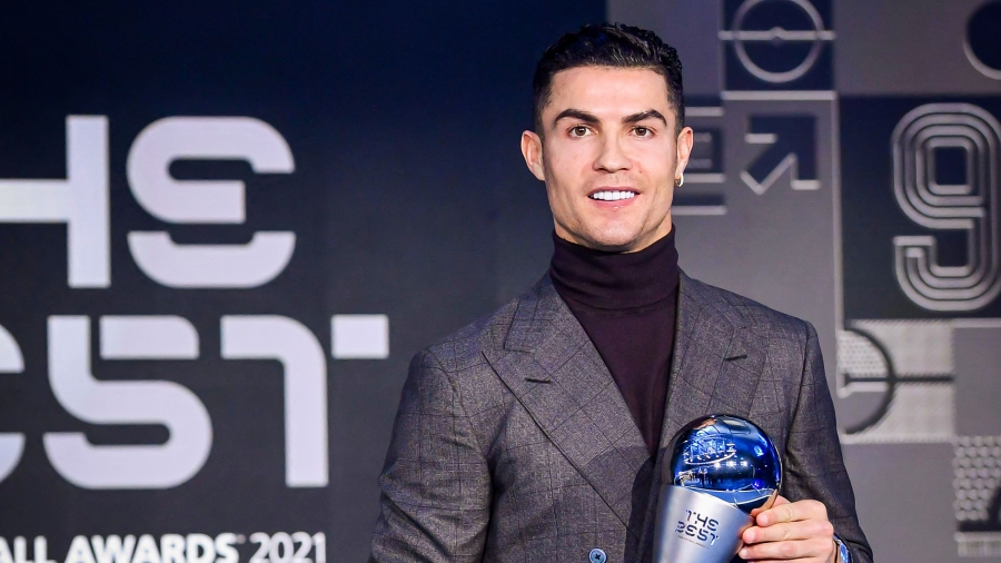 Ρονάλντο: «Θέλω να παίξω για 4-5 ακόμη χρόνια!» (video)