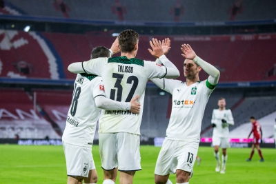 Μπάγερν Μονάχου – Γκλάντμπαχ 1-2: Την πλήγωσαν απουσίες και… Λάινερ! (video)